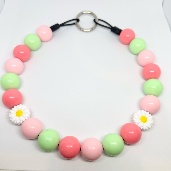 Beaded Dog Collar Necklace Size Medium Watermelon & Daisies Pink Green Floral - Picture 1 of 8